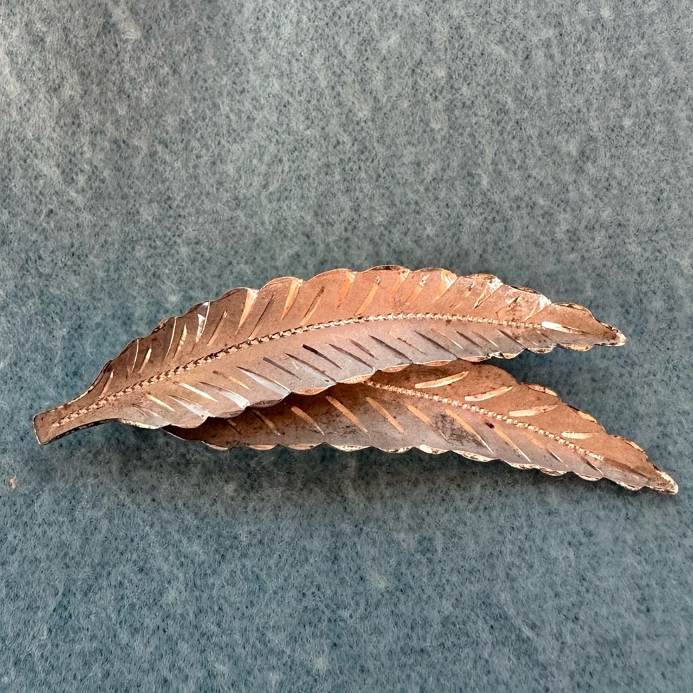 Vintage Sterling Silver Pin Brooch 2 Textured Leaves with brushed & shiny finish
